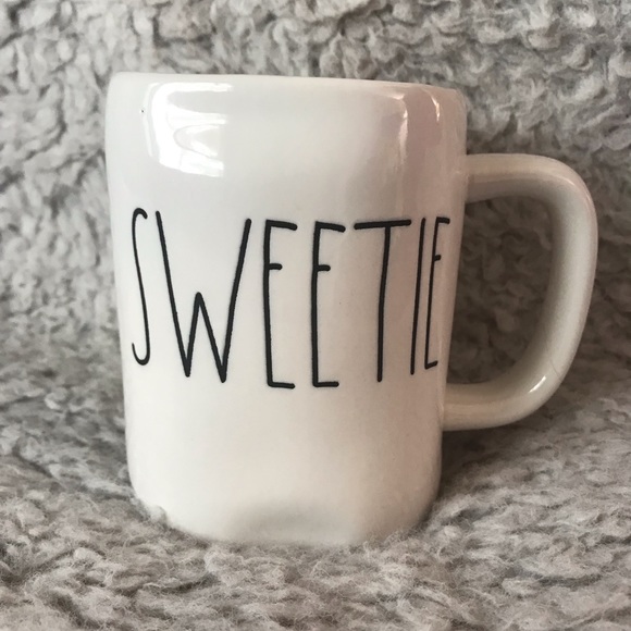 🚨SOLD🚨NEW Rae Dunn SWEETIE Mug - Picture 2 of 3
